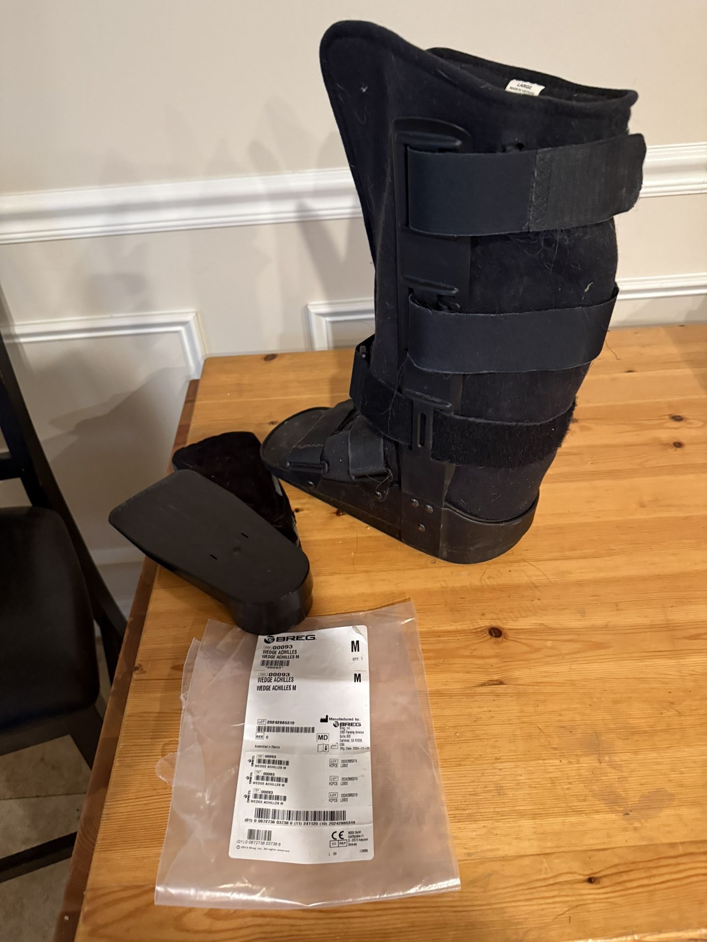 BREG Integrity Fracture Air Walker Boot Large