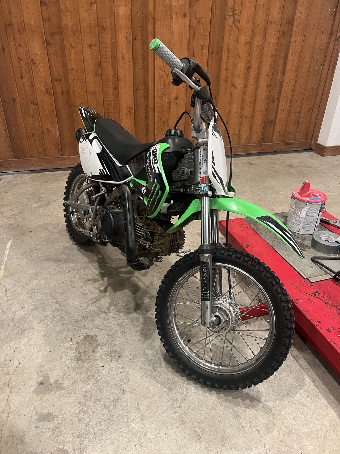 kawasaki 110 pit bike