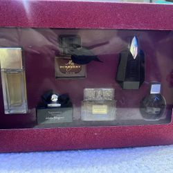 Set. De Perfumes Son Los Pequeños
