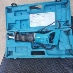 Makita JR3000V