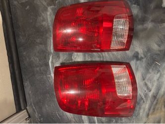 Ram 1500 Rear Tail Light Set