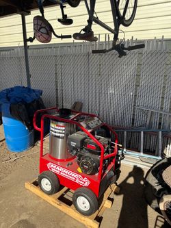 Magnum 4000 hot-water pressure washer