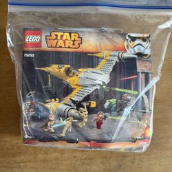 LEGO 75092 Star Wars Naboo Starfighter w/ instructions