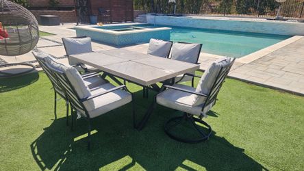 Outdoor Dining Set