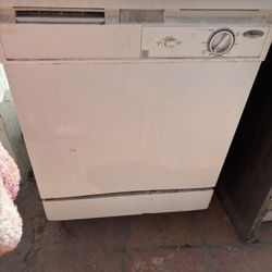Dishwasher 