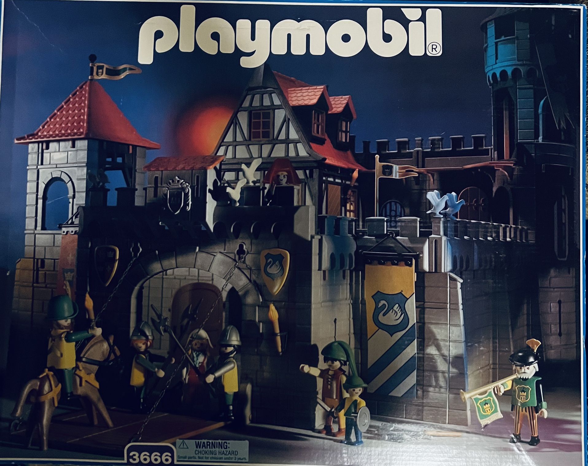 PLAYMOBIL 3666 Kings Large Castle Playset