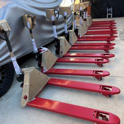 New pallet Jacks 5500 lbs new asking $350 each 