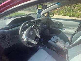 2013 Toyota Prius C