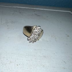 Gold Diamond Ring 