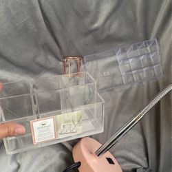 Makeup Holder/lipstick Holder / Beauty Blender