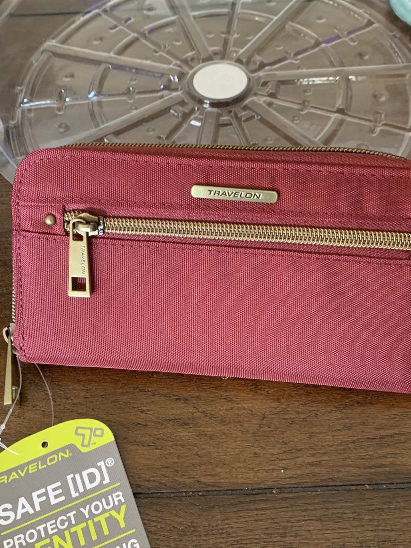 Travelon RFID Blocking Women’s Wallet
