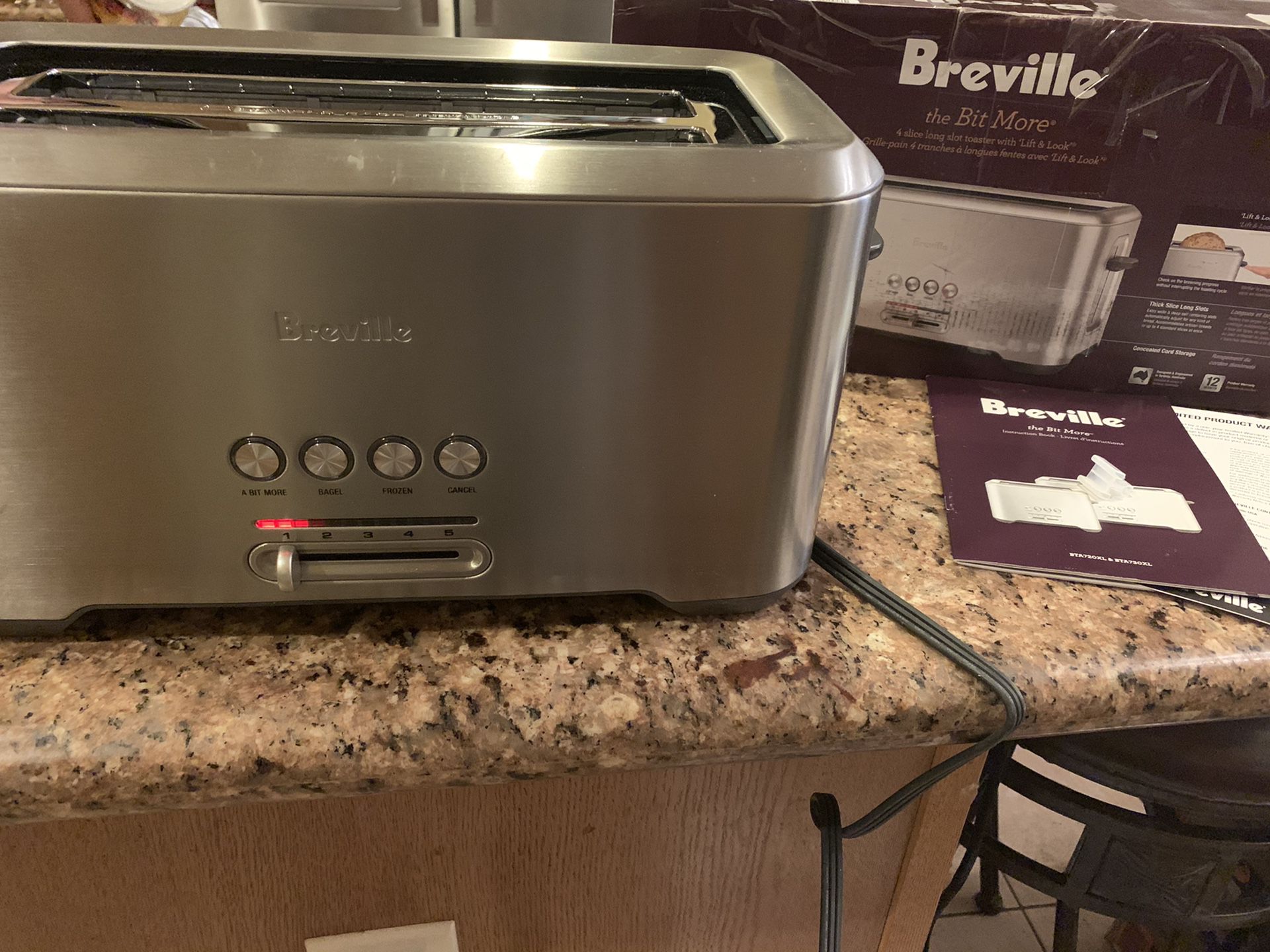 Breville BTA730XL The Bit More 4-Slice Toaster