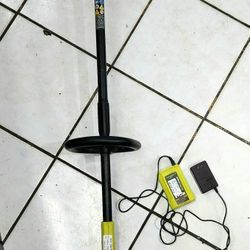 Ryobi Battery Powered Weedwacker With Charger And Battery