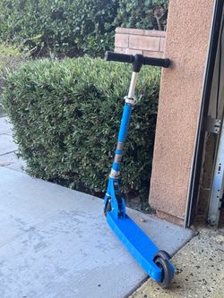 Jetson Blue Kick Scooter