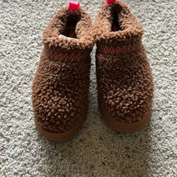 UGG SLIPPER 