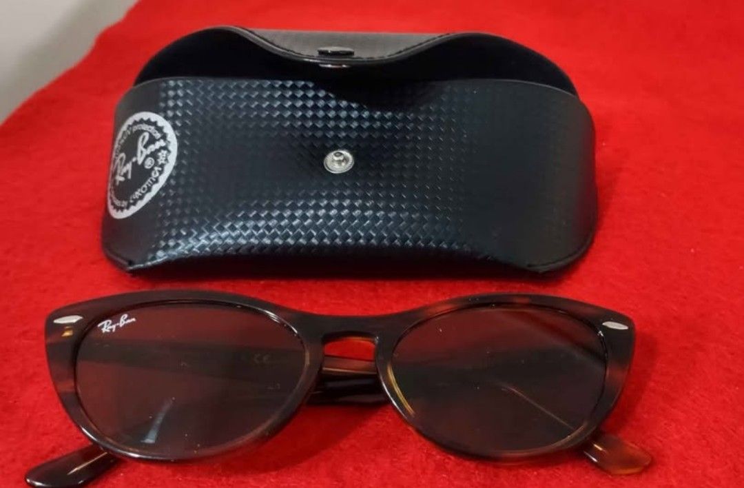 Ray Ban Wayfarer Brown Sunglasses