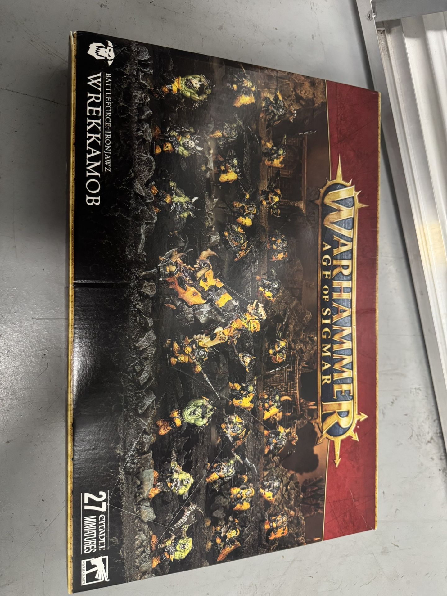 BRAND NEW!! Age of Sigmar Ironjawz Battleforce - Wrekkamob 27 miniatures