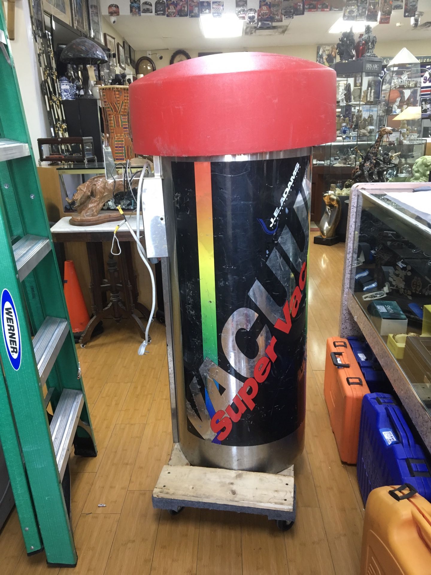 J. E. Adams Industries, Ltd. Industrial Car Gas Station Super Vacuum - tested and works