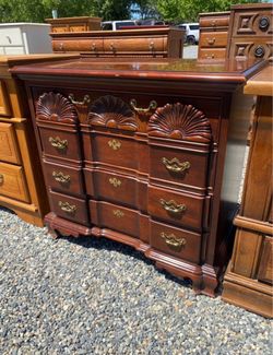 Thomasville dresser small