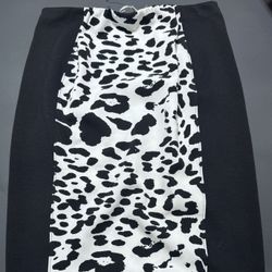 Mid Length Skirt 