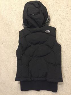 NORTH FACE / "PRODIGY" 600 Down Puffy Vest Coat Jacket w/ Fur Hood / SIZE: Women's Small / Excellent Condition!! / Black & Gold Thumbnail