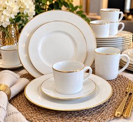 NEW Pier 1 / 10 Strawberry Street 24-Piece Dinnerware Set – White & Gold