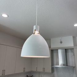 Beautiful Modern Kitchen Pendents