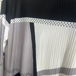 Women’s Light Tunic Sweater Or Can Be Used It As A Dress