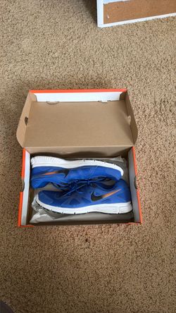 Size 10 Nike Revolution 2 Running Shoes