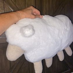 Cupcake Cashmere Super Soft Lamb Pillow New