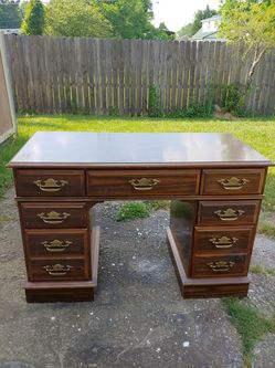 Office table