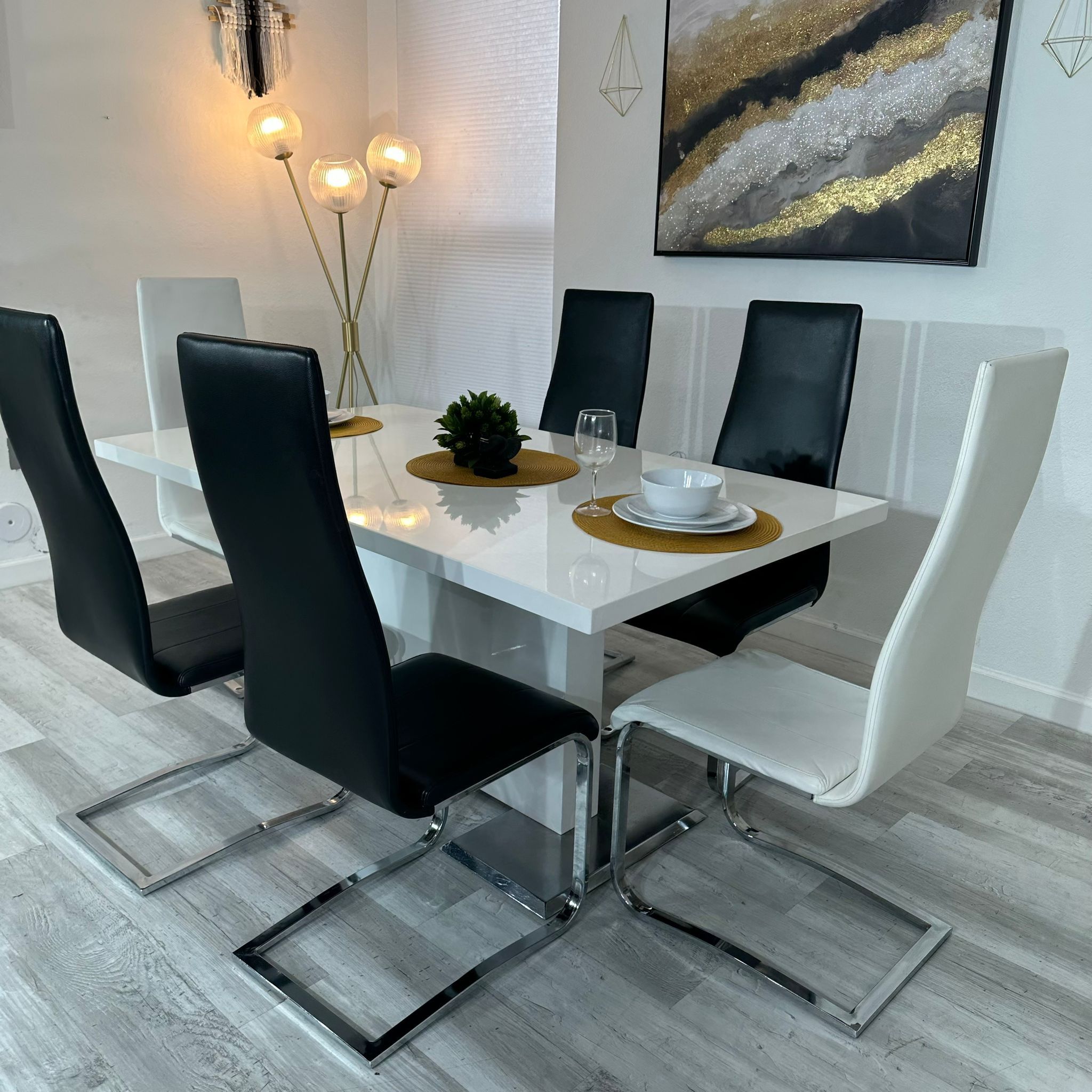 SET DINING TABLE WHITE With 6 Chair Leather BLACK and WHITE / FREE DELIVERY for Sale in Miami ...