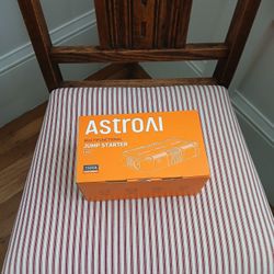 AstroAI S8 Jump Starter and Powerbank