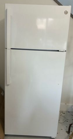 GE Refrigerator