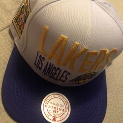 New Los Angeles Lakers Mitchell & Ness Hat