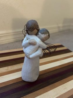 Willow Tree Angel's Embrace, Sculpted Hand-Painted Figure