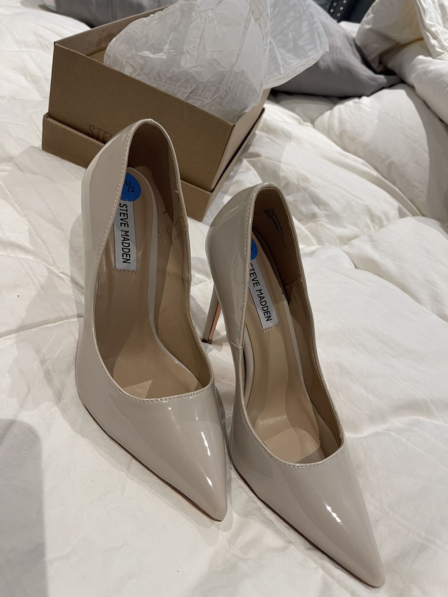 Steve Madden Patton Leather Taupe Stiletto Heels Size 7.5