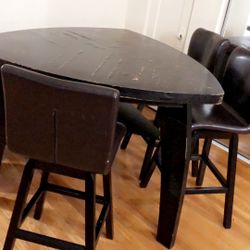 Selling The 3 Stools $150 Table And Bench Free