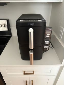 Ninja doublestack 2-basket air fryer - never used