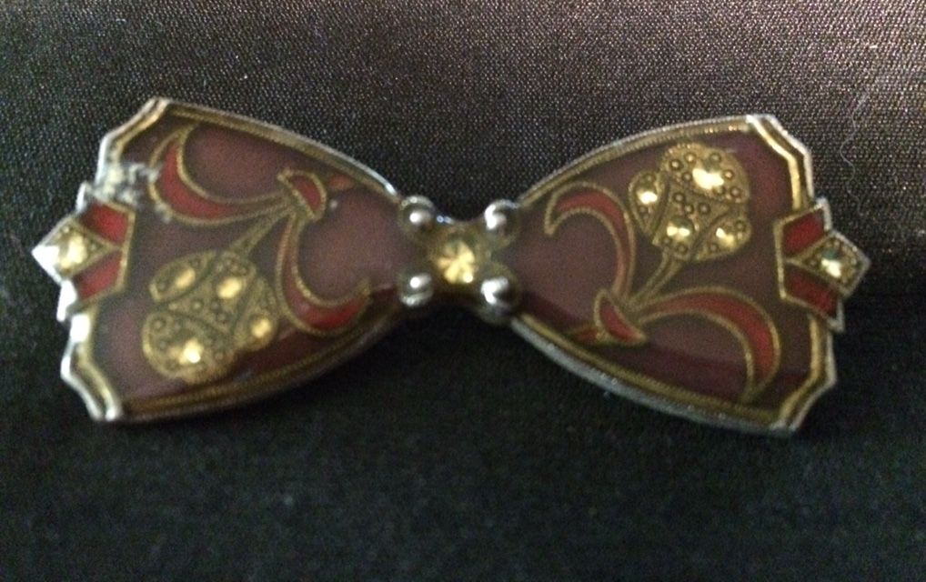 Small Bowtie Brooch/Pin