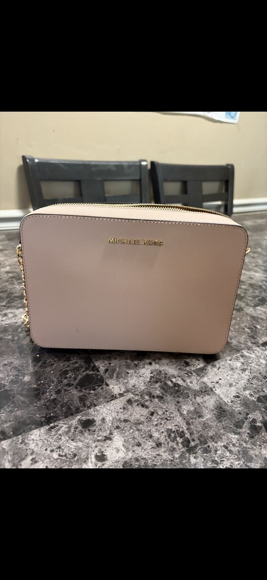 Michael Kors pink jetsetter purse