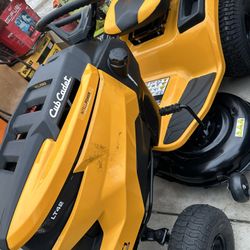Lawnmower Cub Cadet 