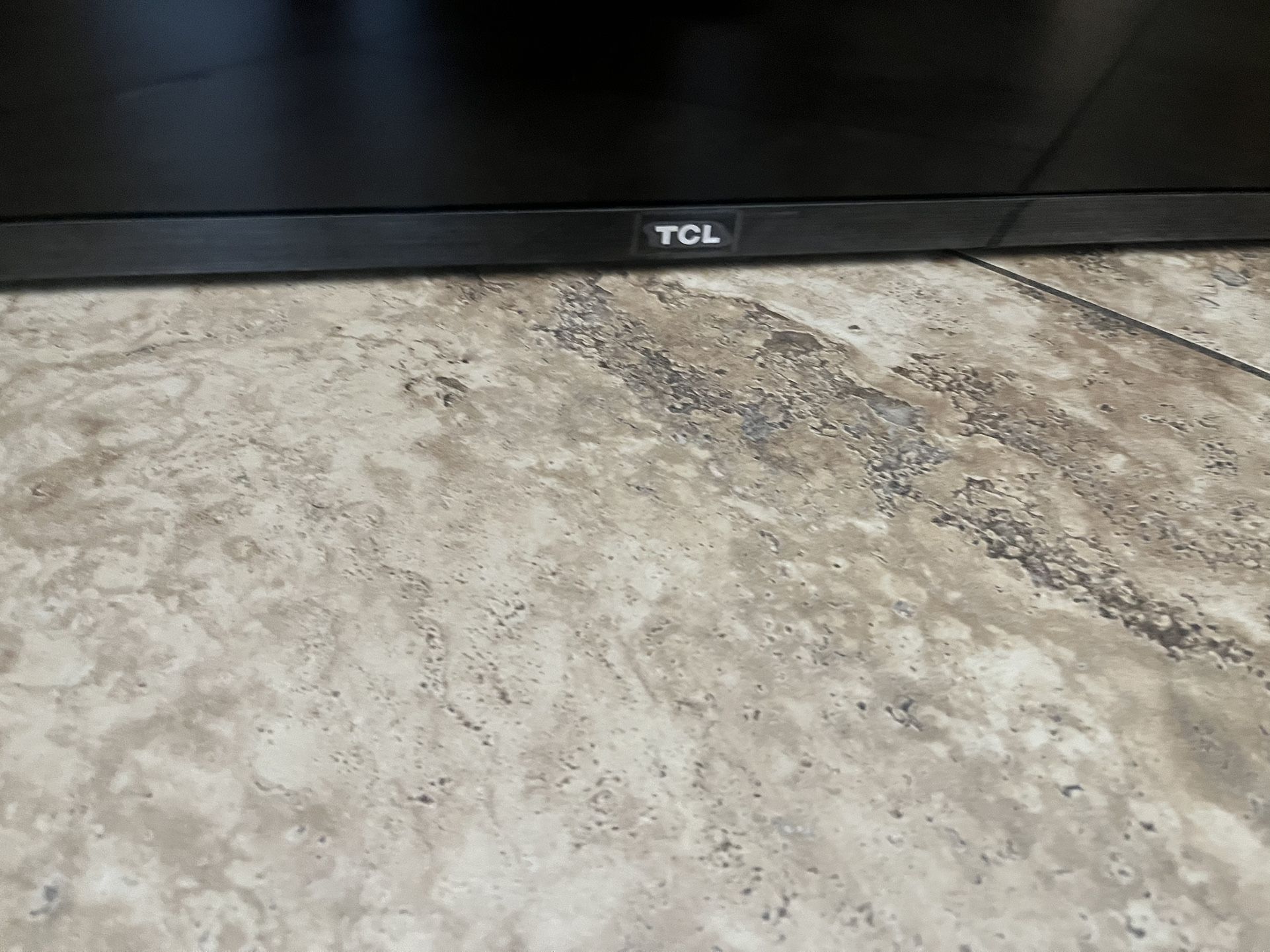75” TCL Flat Screen Tv
