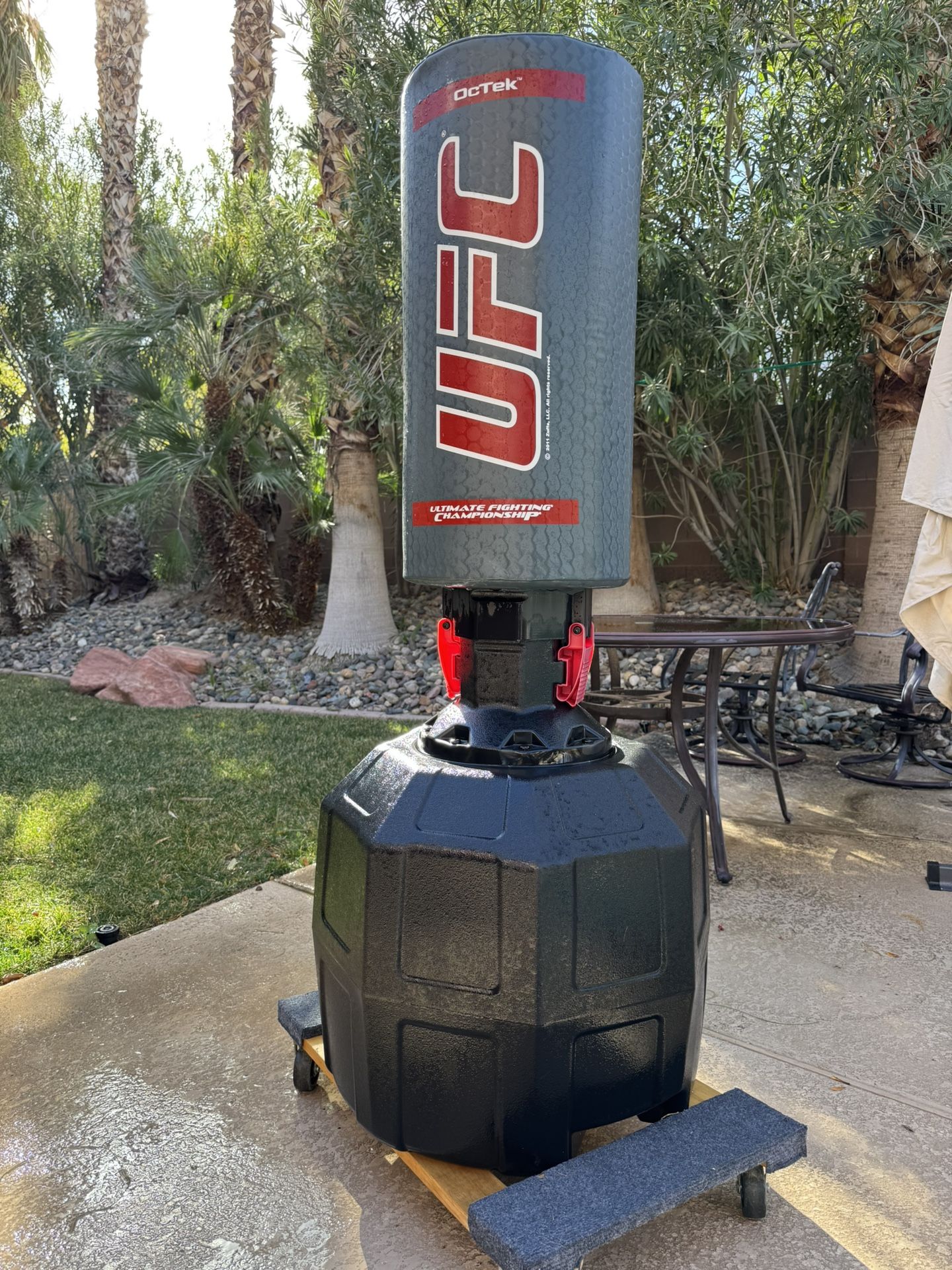 UFC OcTek Punching Bag With Stand