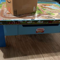 Thomas&friends Wooden Railway Table (flip) With Toys/remote Control