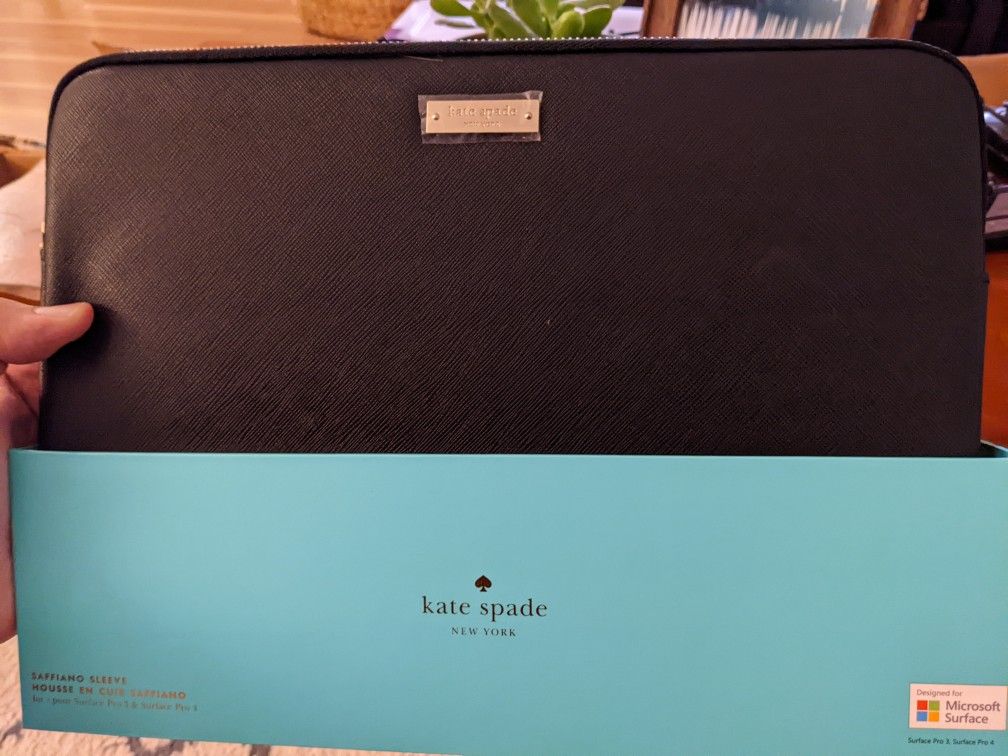 Kate Spade Saffiano Sleeve for Microsoft Surface Pro 3