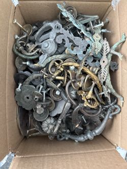 Vintage Furniture Hardware Lot – Knobs, Pulls & Handles