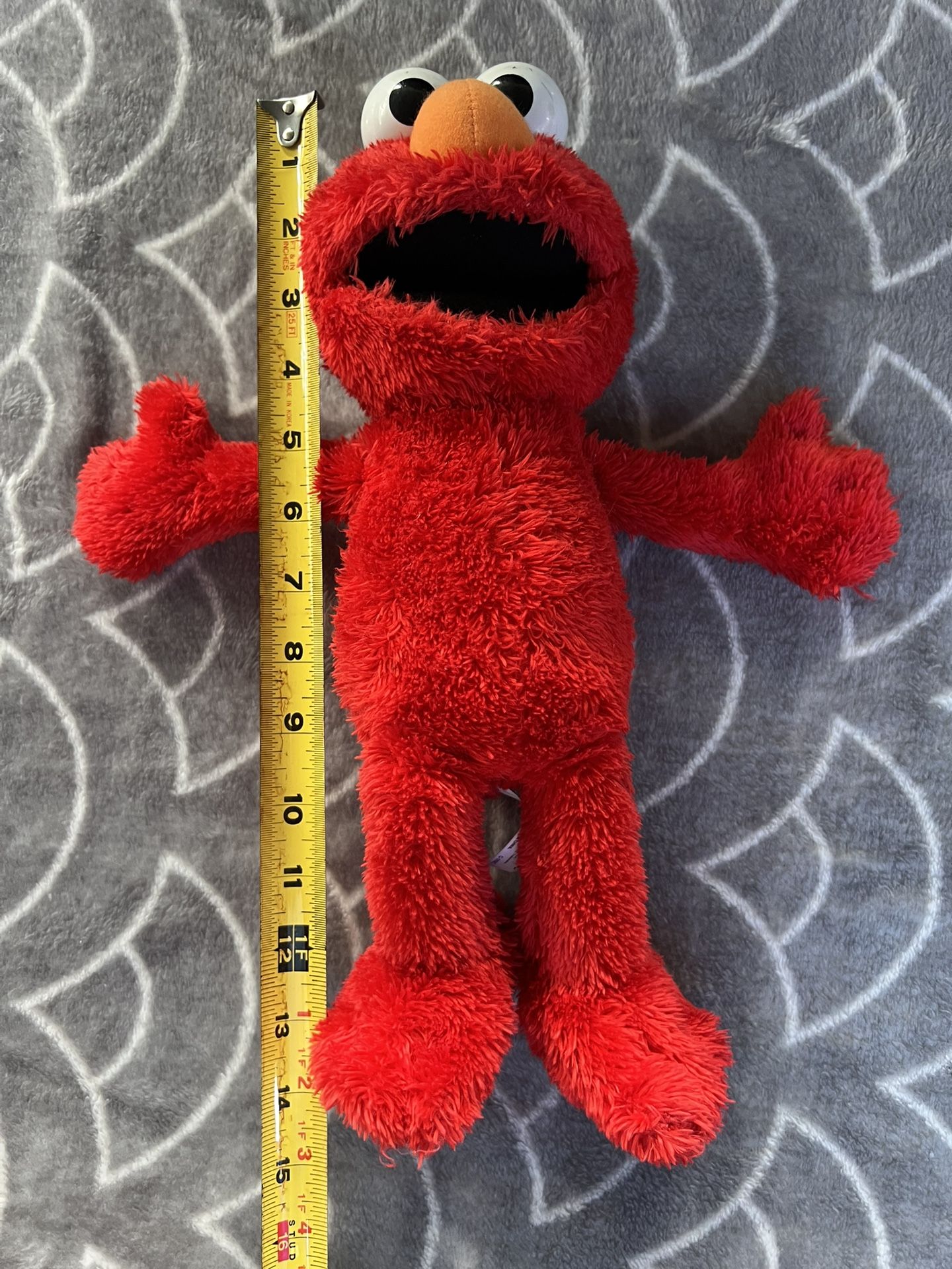 Sesame Street Workshop Elmo Plush Stuffed Toy Hasbro (2011