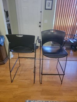 Bar stool chairs