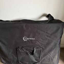 Massage bed with carrier case